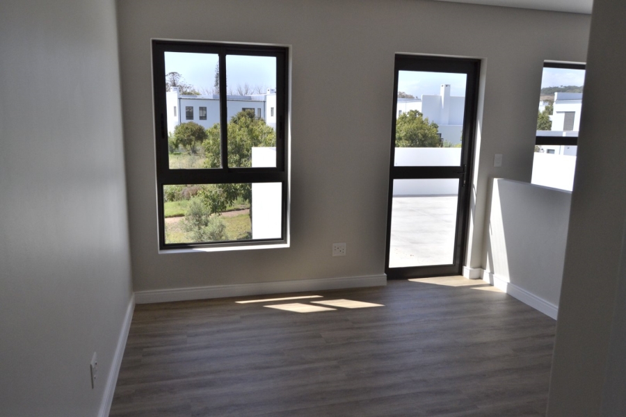 4 Bedroom Property for Sale in Croydon Gardens Estate Western Cape